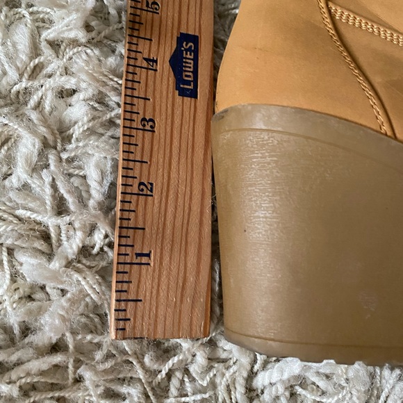 Zigi Soho Chunky heeled women’s boots that resemble “Timbs”, size 8 - Picture 4 of 13